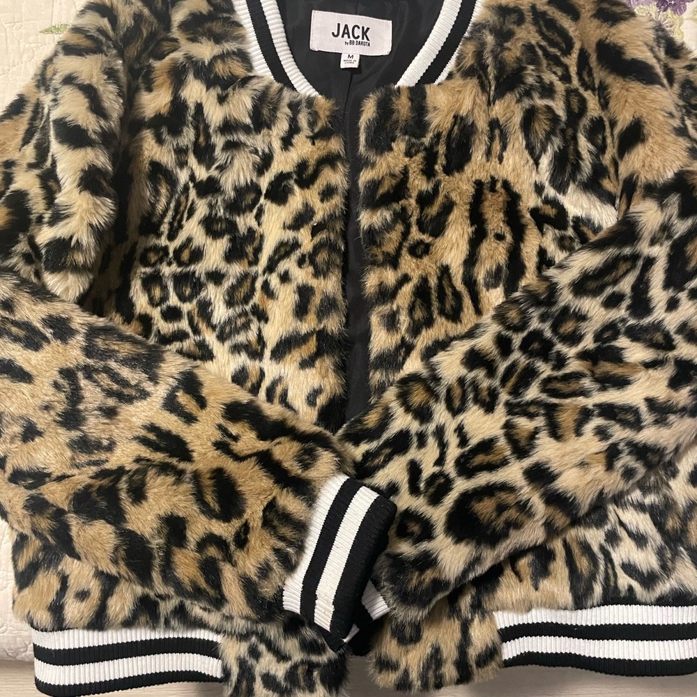 BB Dakota Faux Fur Leopard Print Jacket